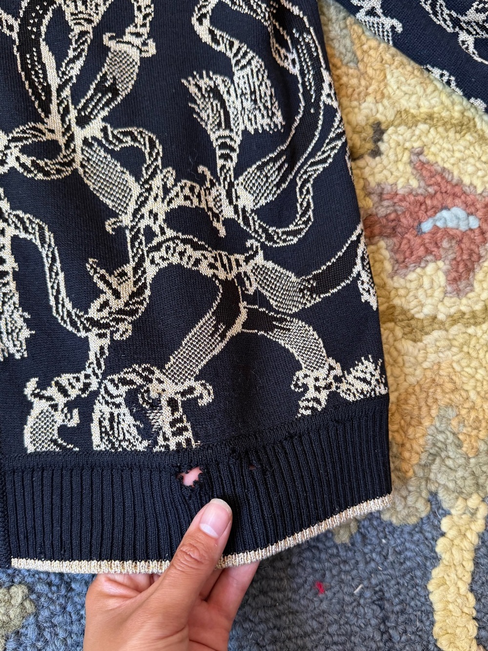 St. John Sport Knit Cardigan Black + Gold Metallic Chain Pattern SZ Small FLAWED - Picture 3 of 9